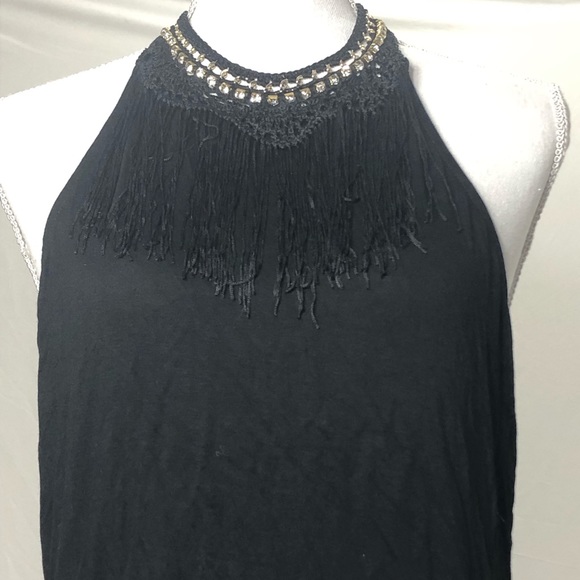 Mauve Tops - 🚨 10 / $20 Bundle SALE 🚨 NWT Women’s Size Large black and Gold Tassel Tank Top